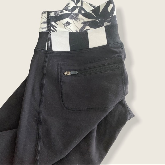 Lululemon Yoga pants - Picture 2 of 3